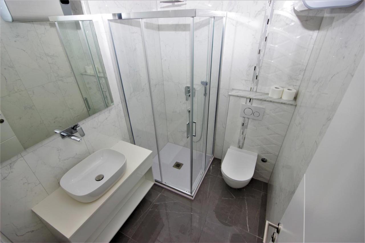 Apartments Smitran Banjole Exterior photo